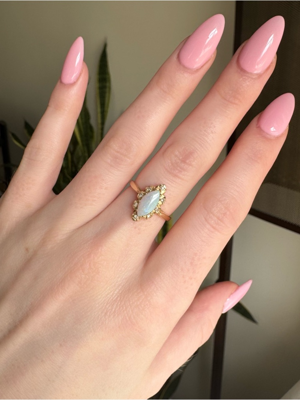 14K Yellow Gold Women's Diamond/Opal Ring
1 Carat Opal Size 6